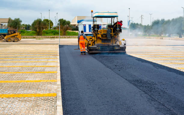 Best Gravel Driveway Installation  in Brecksville, OH